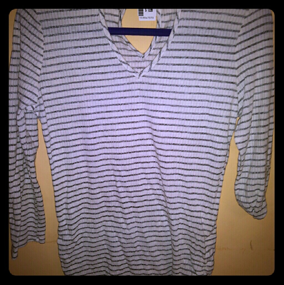 3/4 sleeve Cream&Navy striped top